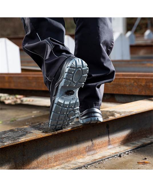 Bezpečnostní kotníková obuv ARDON®GEAR S1P Černá