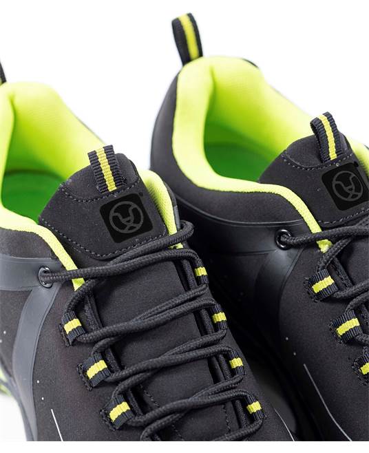 Outdoorová polobotka ARDON®CROSS LOW Černá